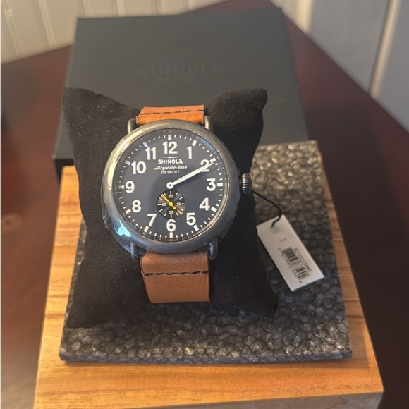 Shinola Other - BRAND NEW: Shinola 47mm Brown Leather Strap Watch